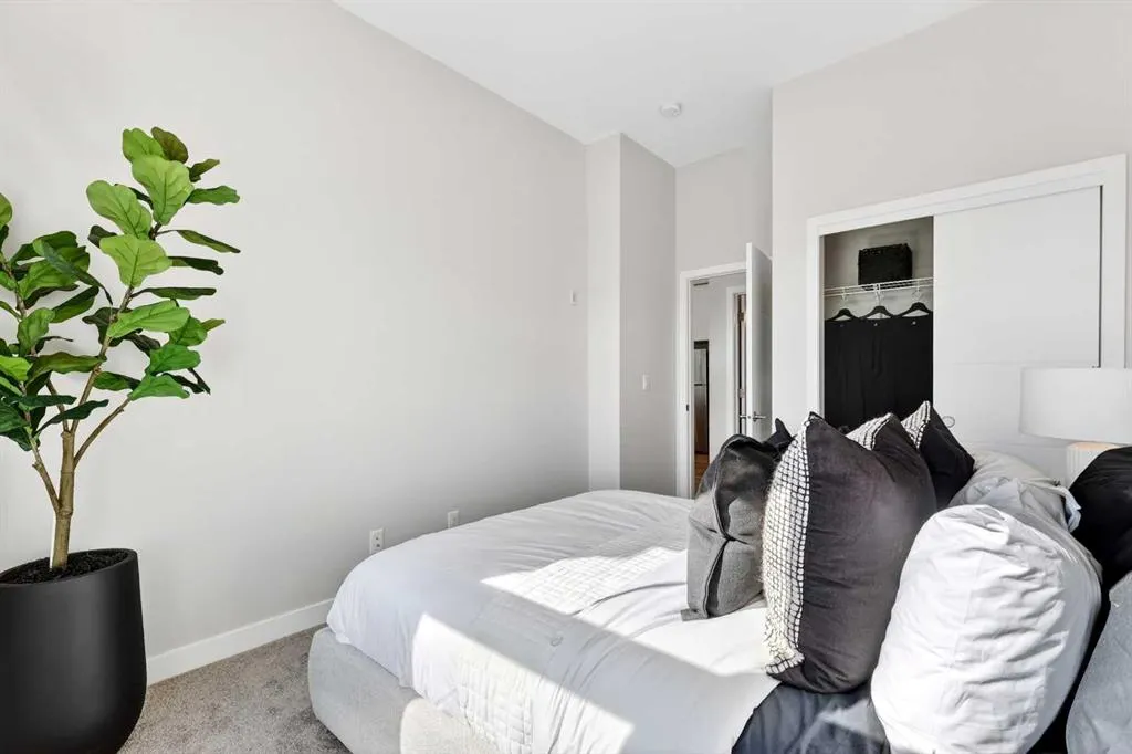 255 Les Jardins Park SE #408