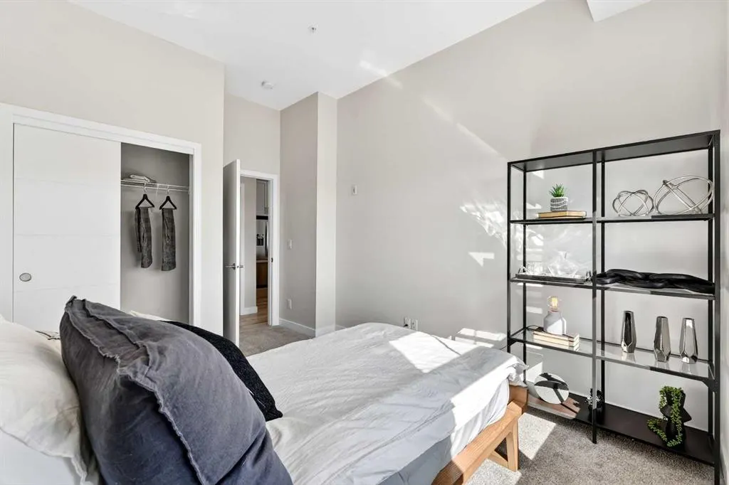 255 Les Jardins Park SE #410