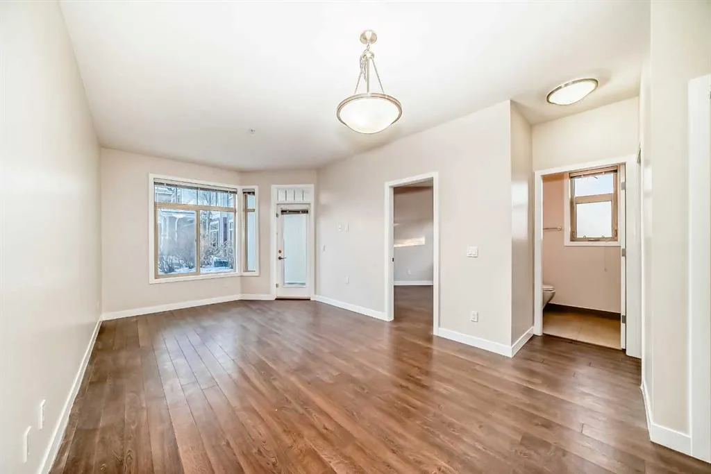 10 Auburn Bay Link SE #103