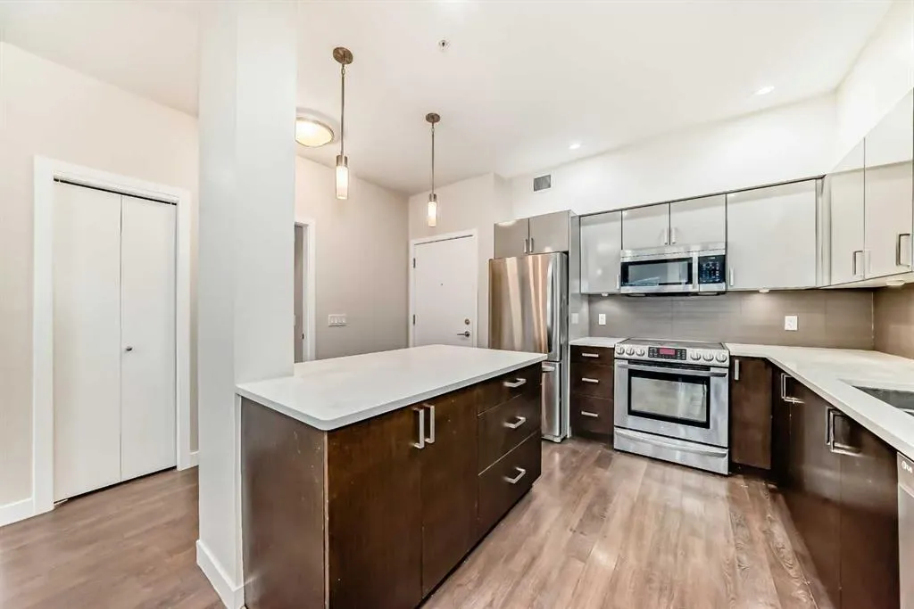 10 Auburn Bay Link SE #103