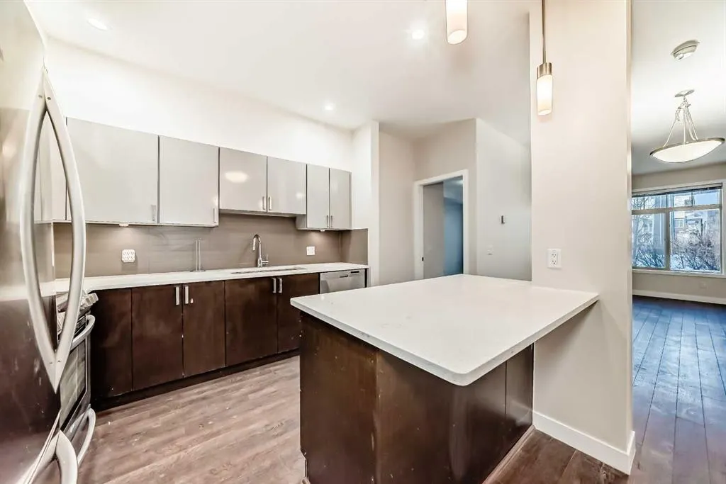 10 Auburn Bay Link SE #103