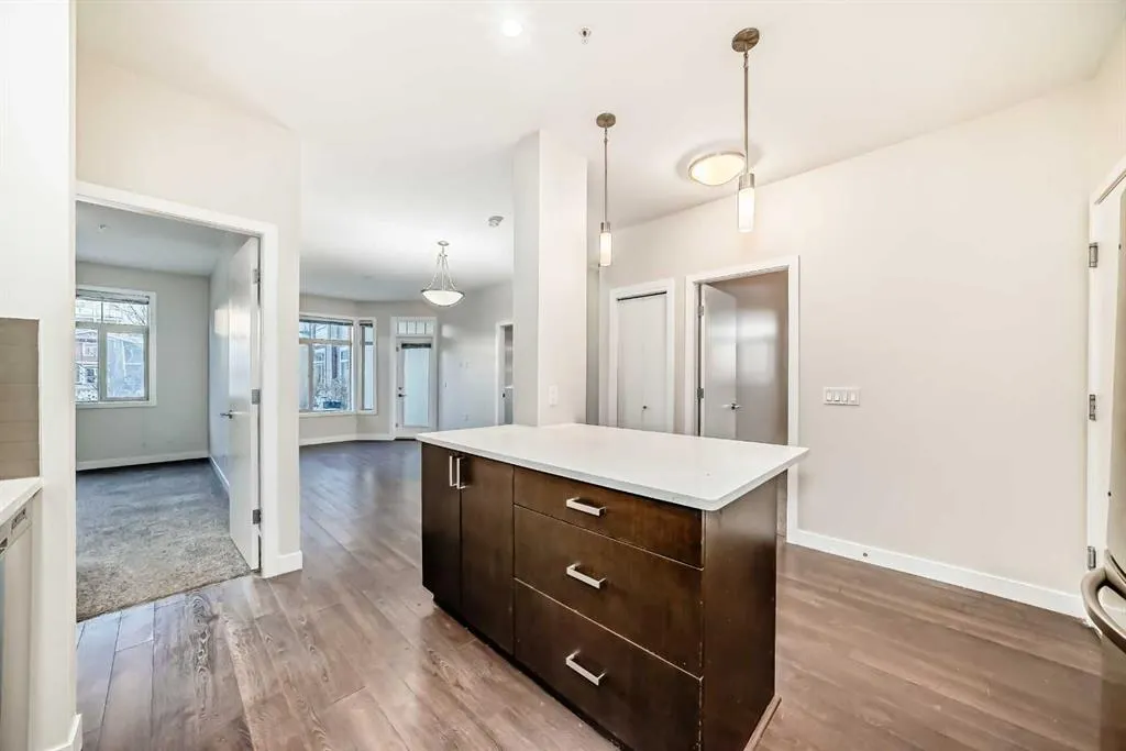 10 Auburn Bay Link SE #103