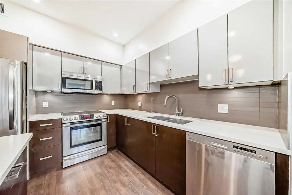 10 Auburn Bay Link SE #103