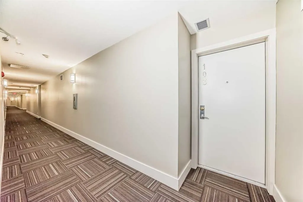 10 Auburn Bay Link SE #103