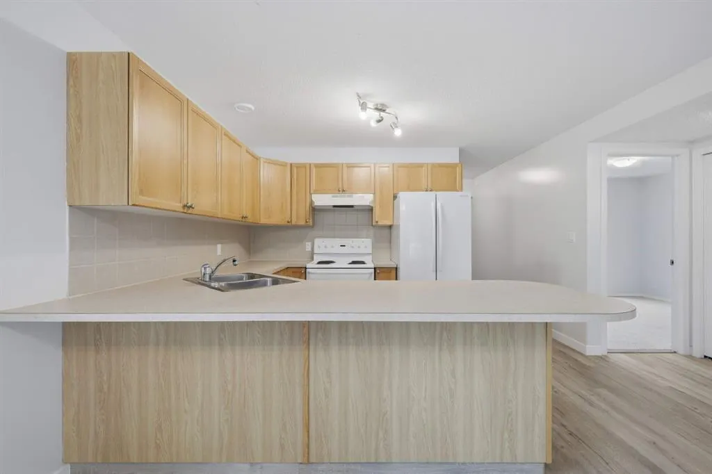 5220 50A Avenue #1103