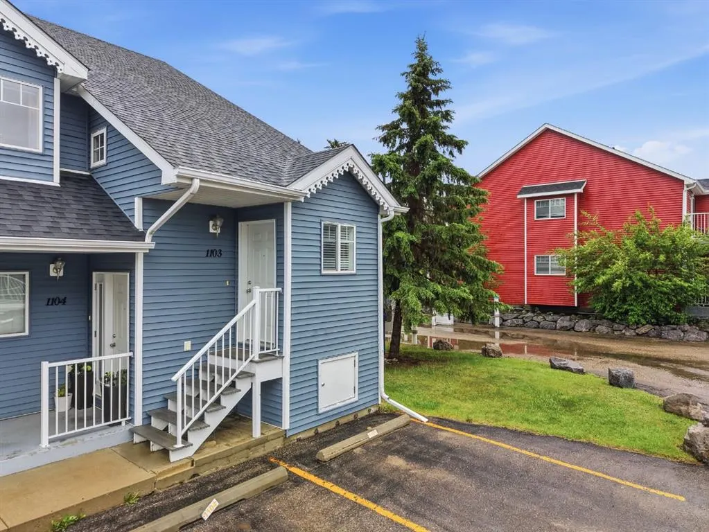 5220 50A Avenue #1103