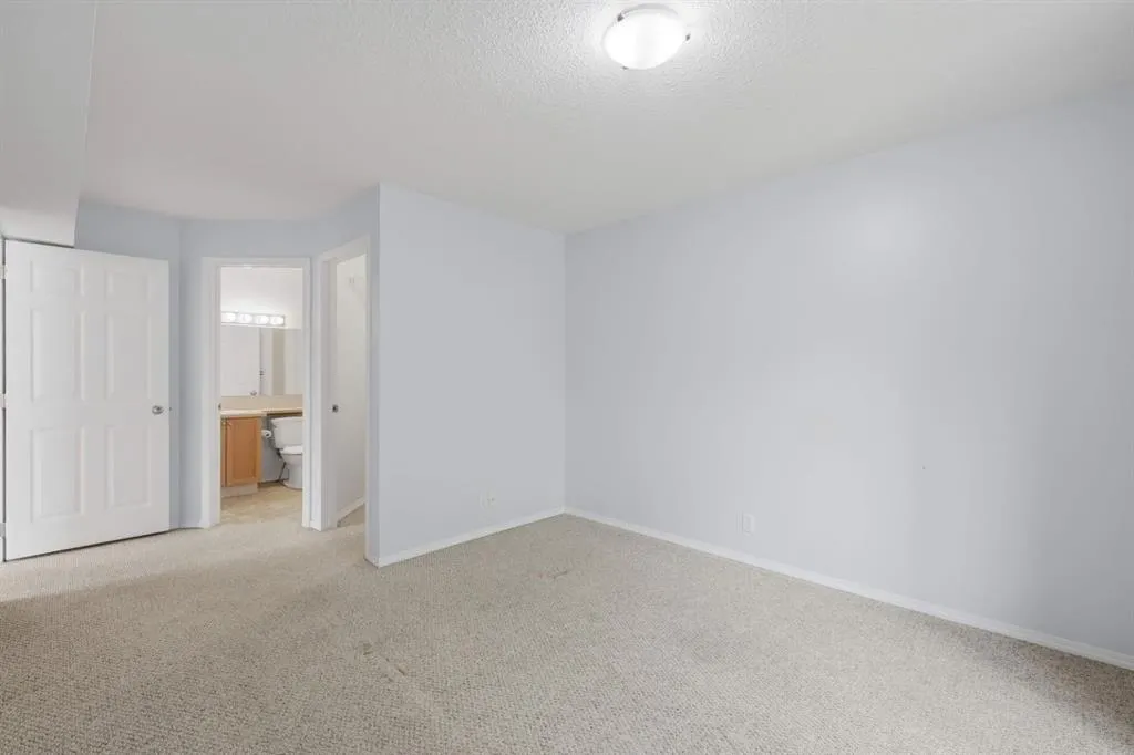 5220 50A Avenue #1103