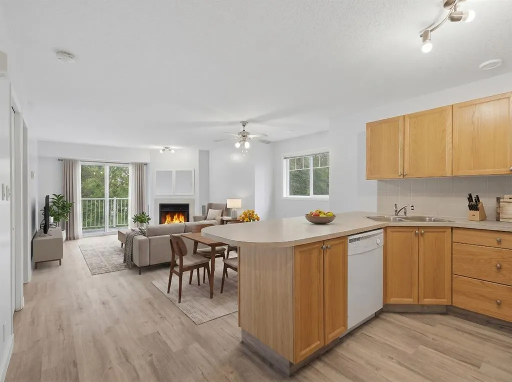 5220 50A Avenue #1103