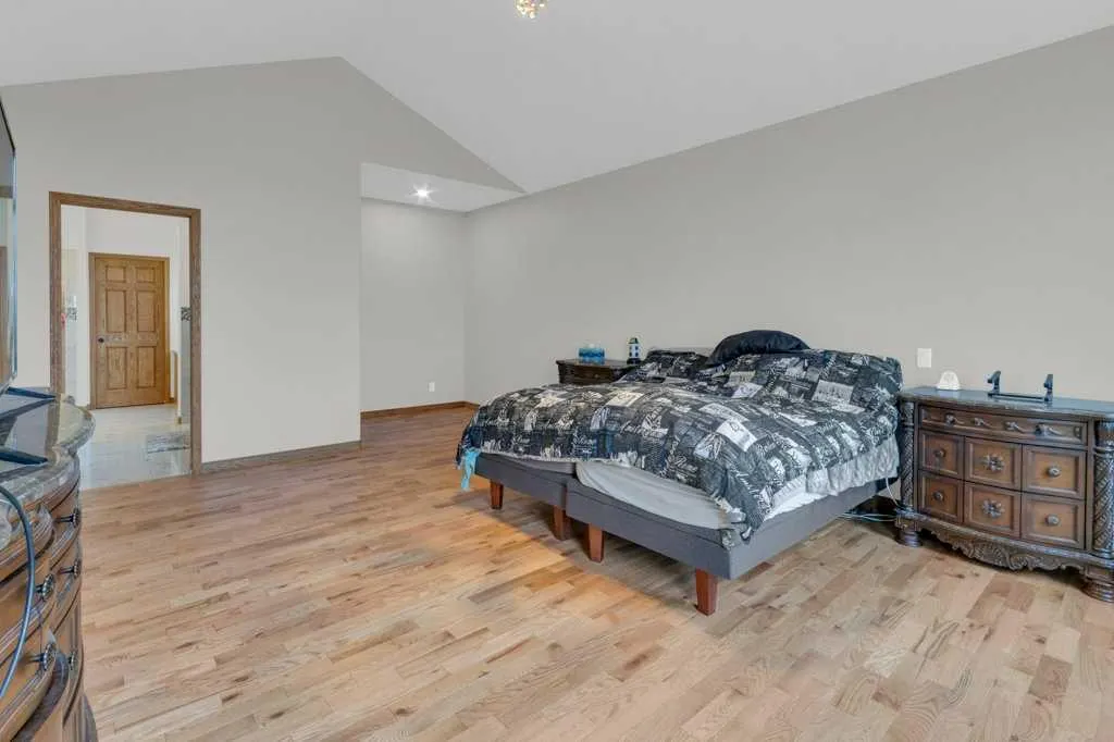 242017 Township Road 232