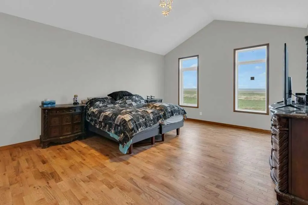 242017 Township Road 232