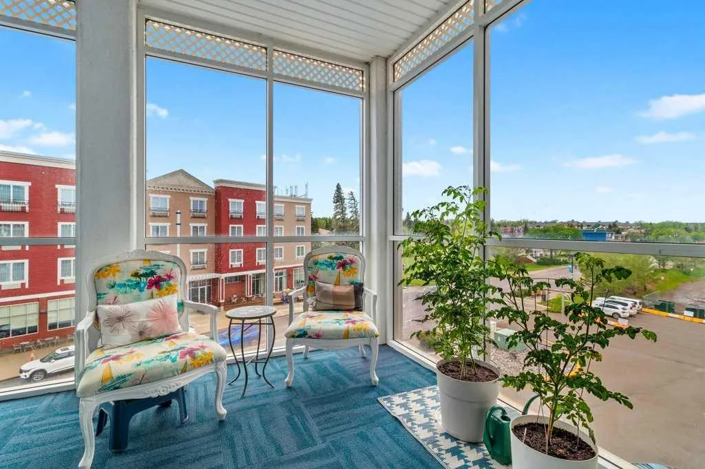 5100 Lakeshore Drive #401