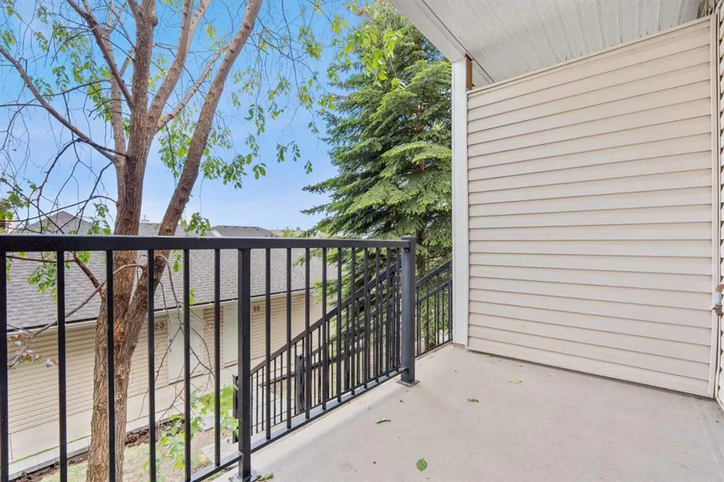 29 Springborough Boulevard SW #21