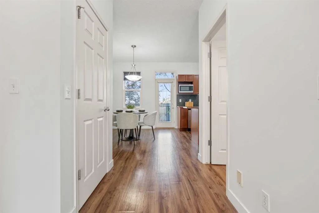 29 Springborough Boulevard SW #21