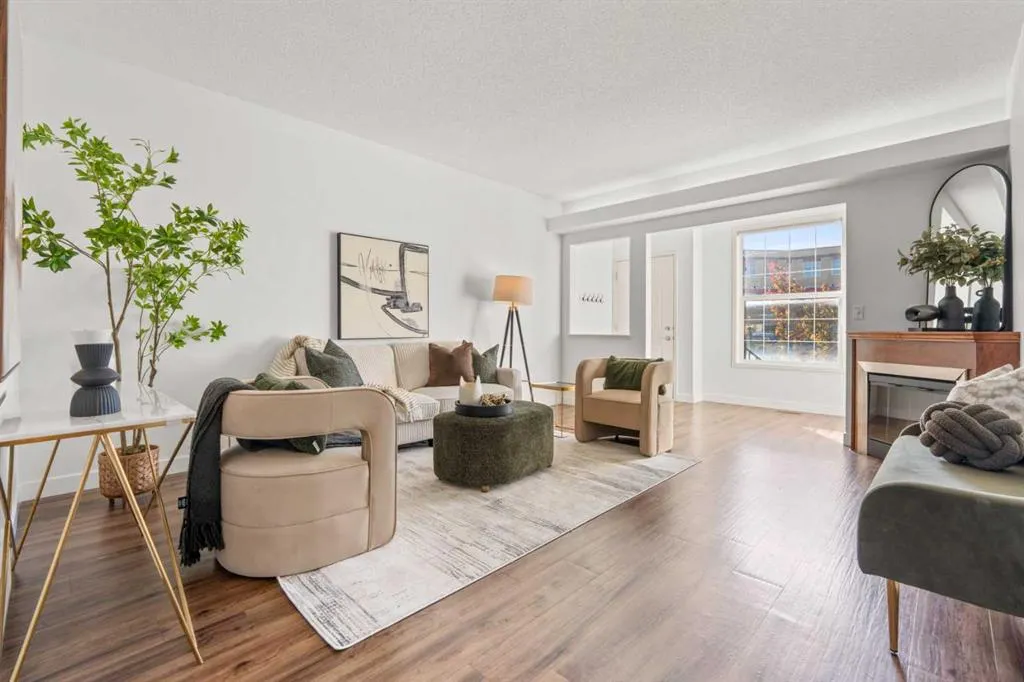29 Springborough Boulevard SW #21