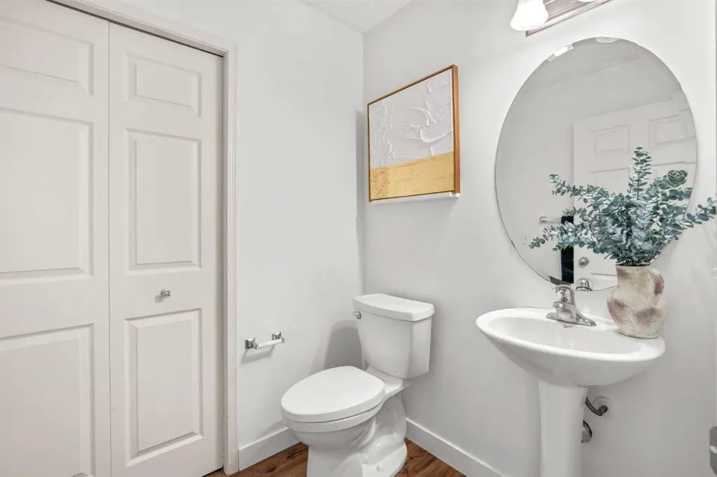 29 Springborough Boulevard SW #21