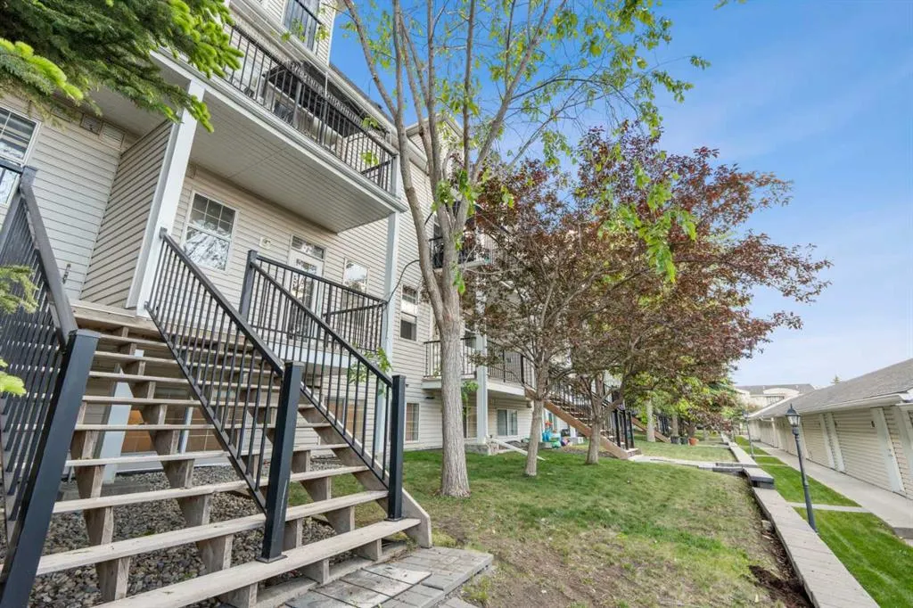 29 Springborough Boulevard SW #21