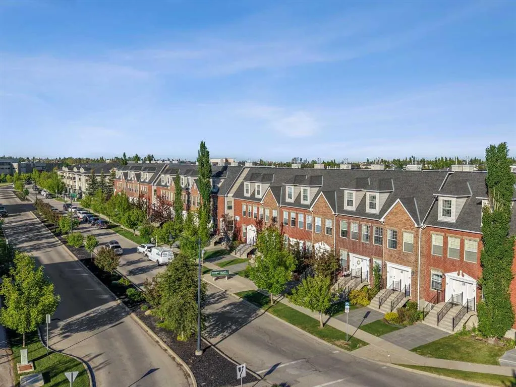 29 Springborough Boulevard SW #21
