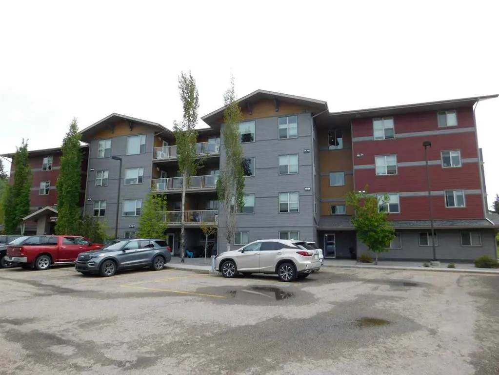 5901 71 Avenue #203