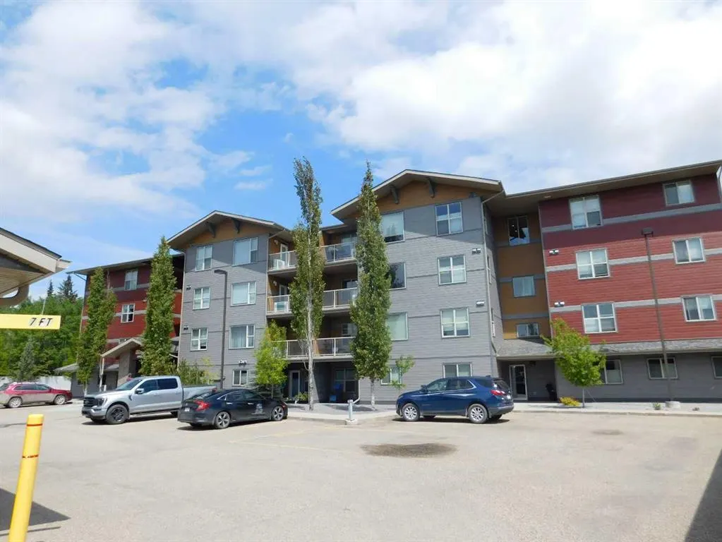 5901 71 Avenue #203
