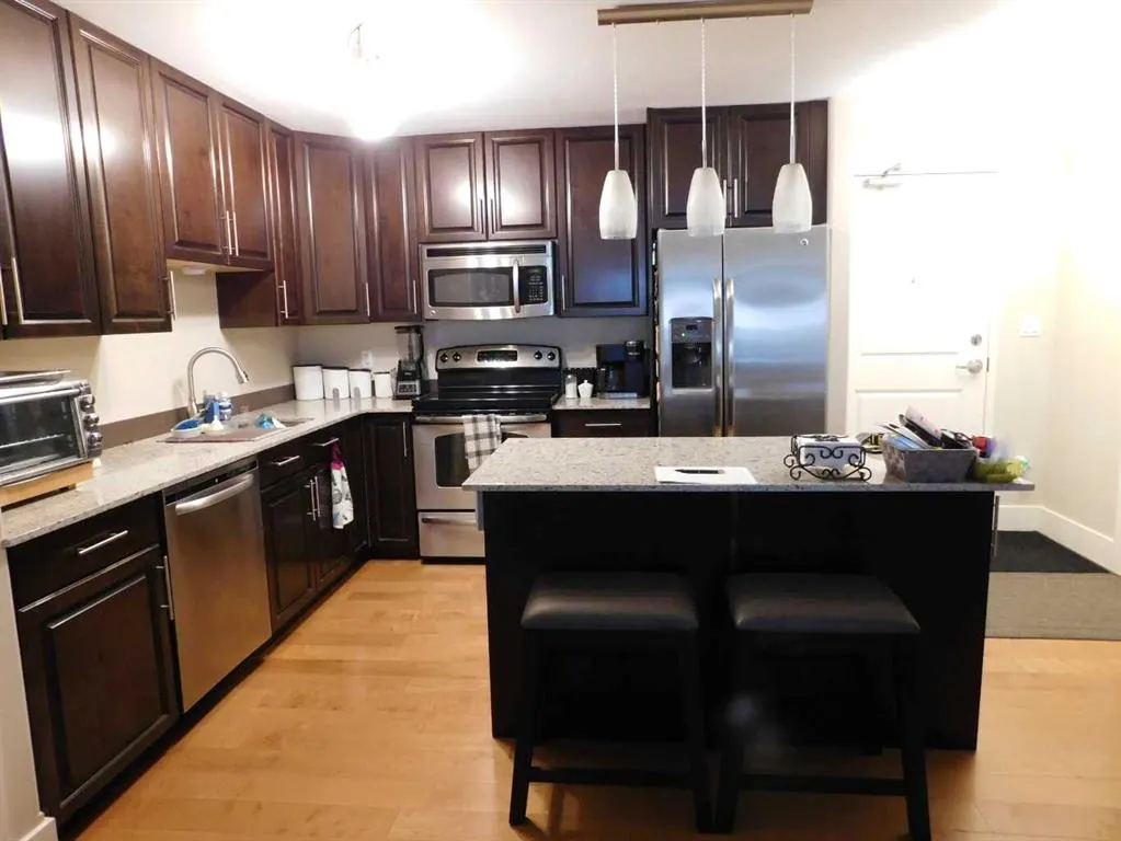 5901 71 Avenue #203