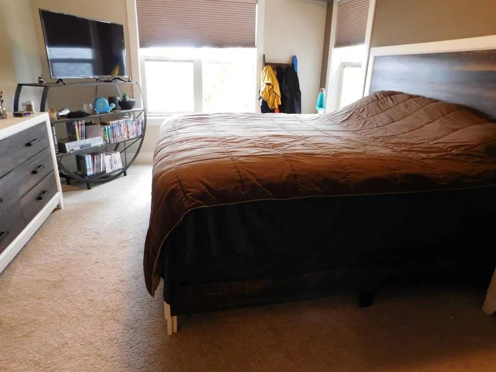 5901 71 Avenue #203
