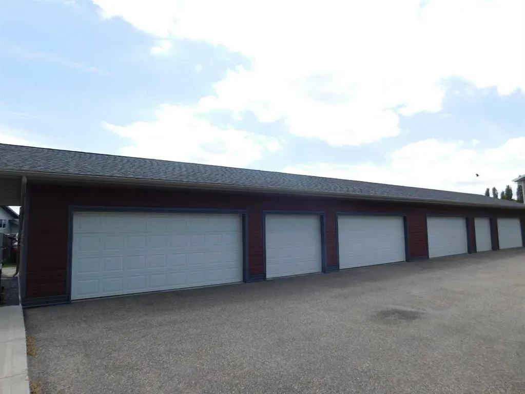 5901 71 Avenue #203