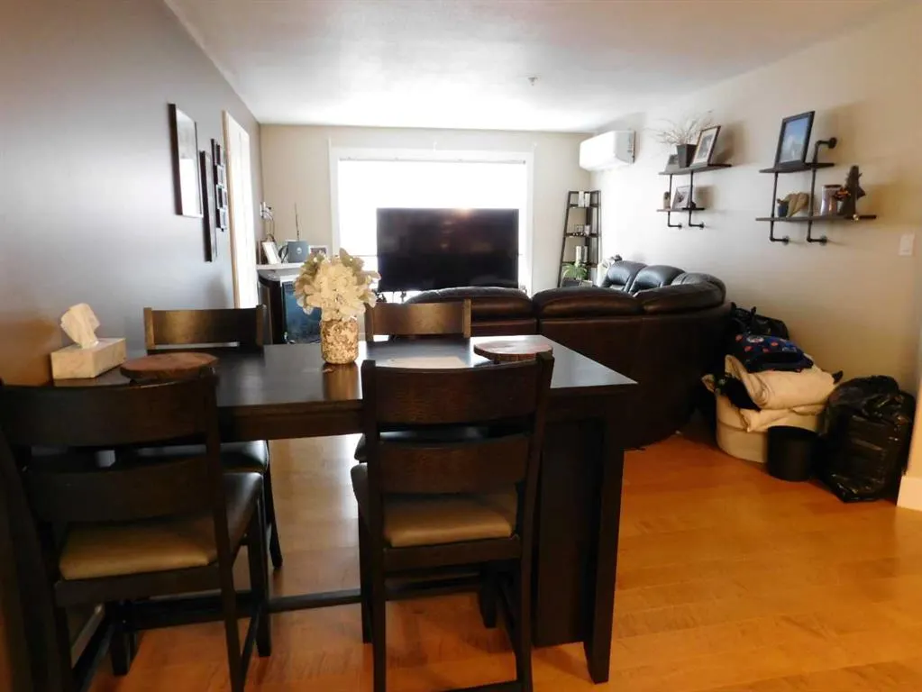 5901 71 Avenue #203