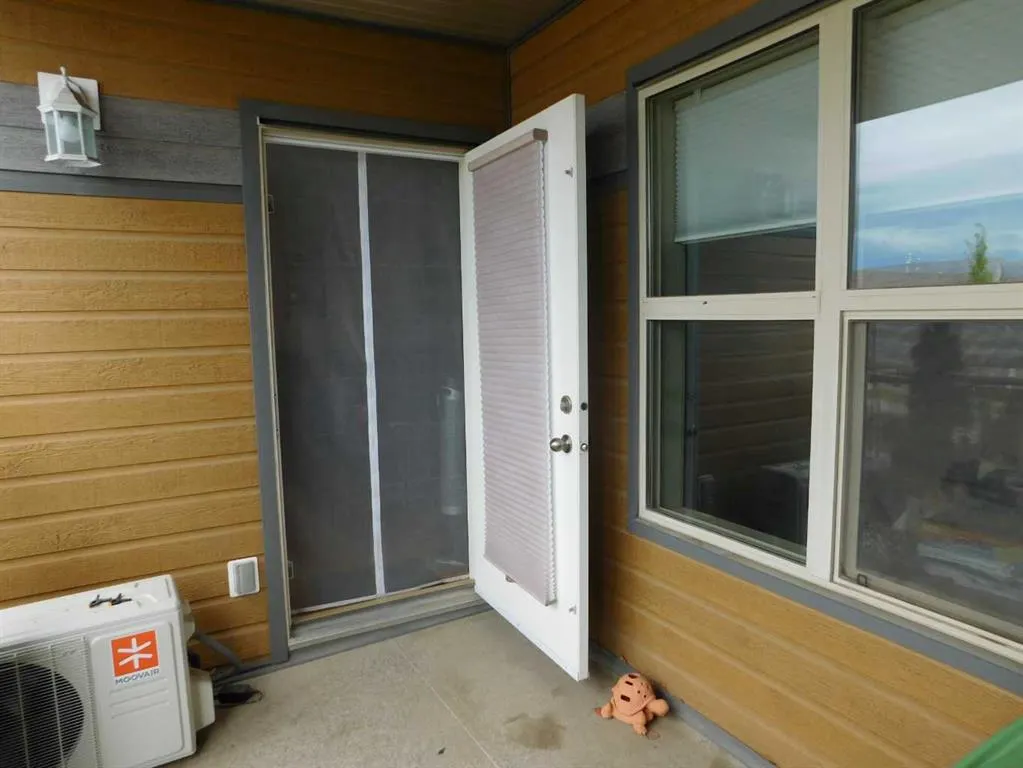 5901 71 Avenue #203