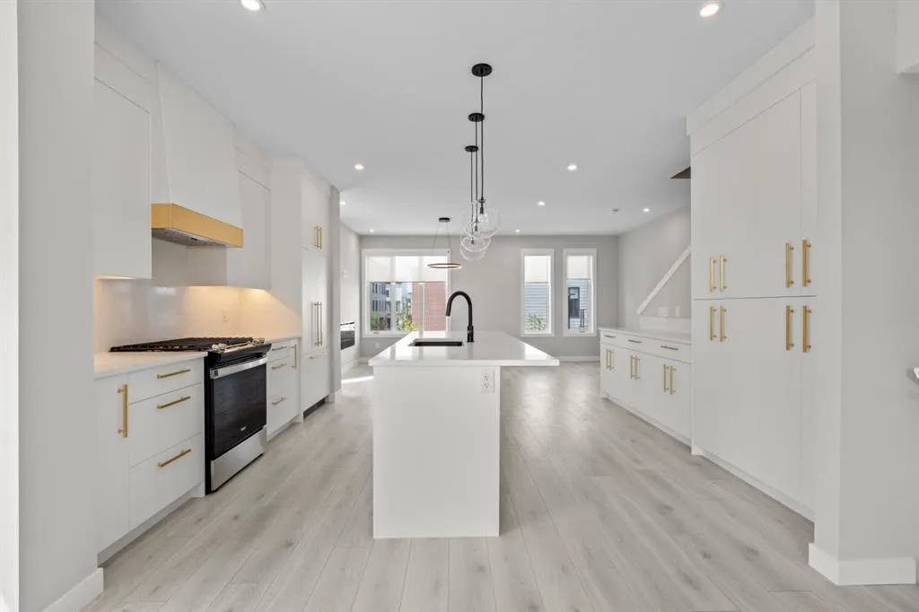 8155 8 Avenue SW #203