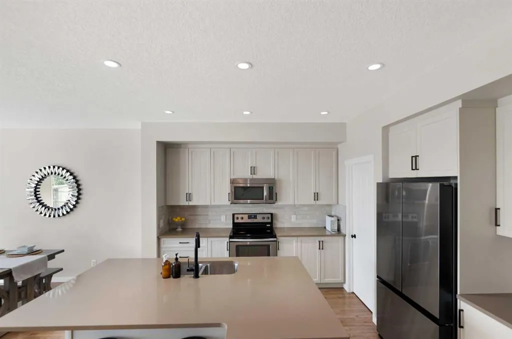124 Masters Crescent SE
