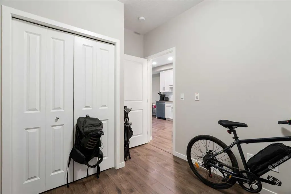 30 Mahogany Mews SE #112