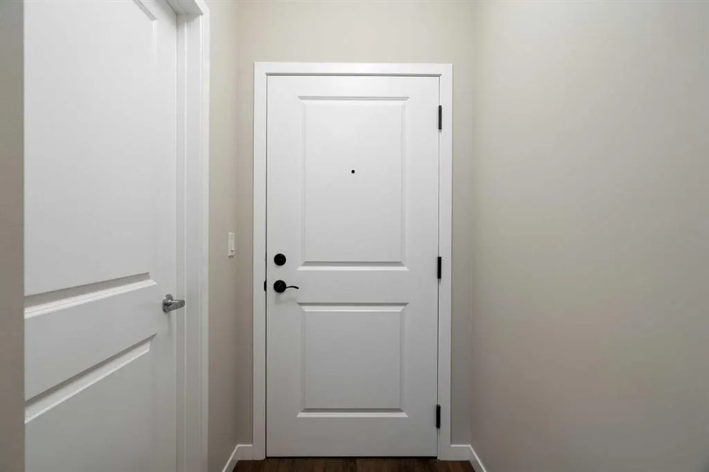 30 Mahogany Mews SE #112