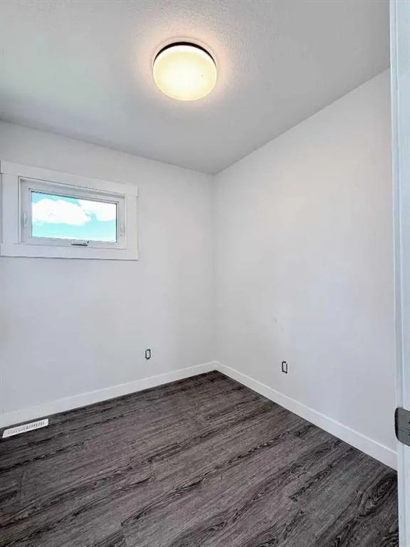 263080 Township Road 270A