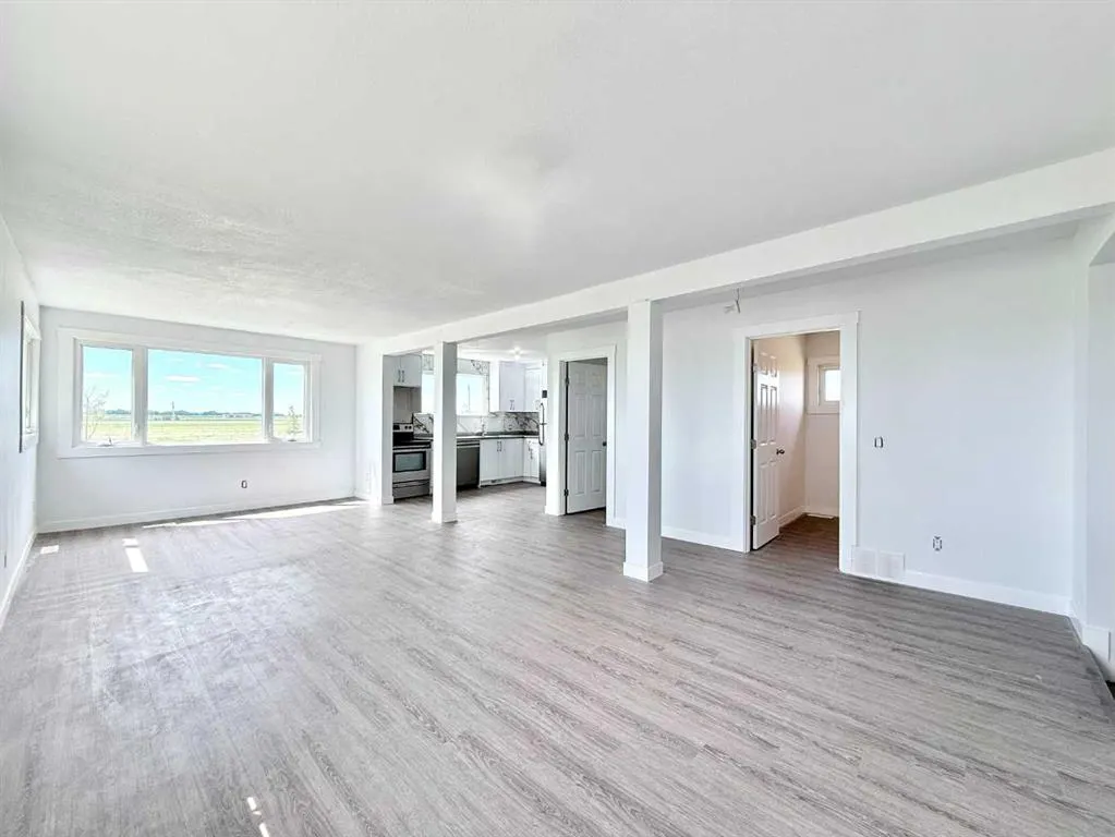 263080 Township Road 270A
