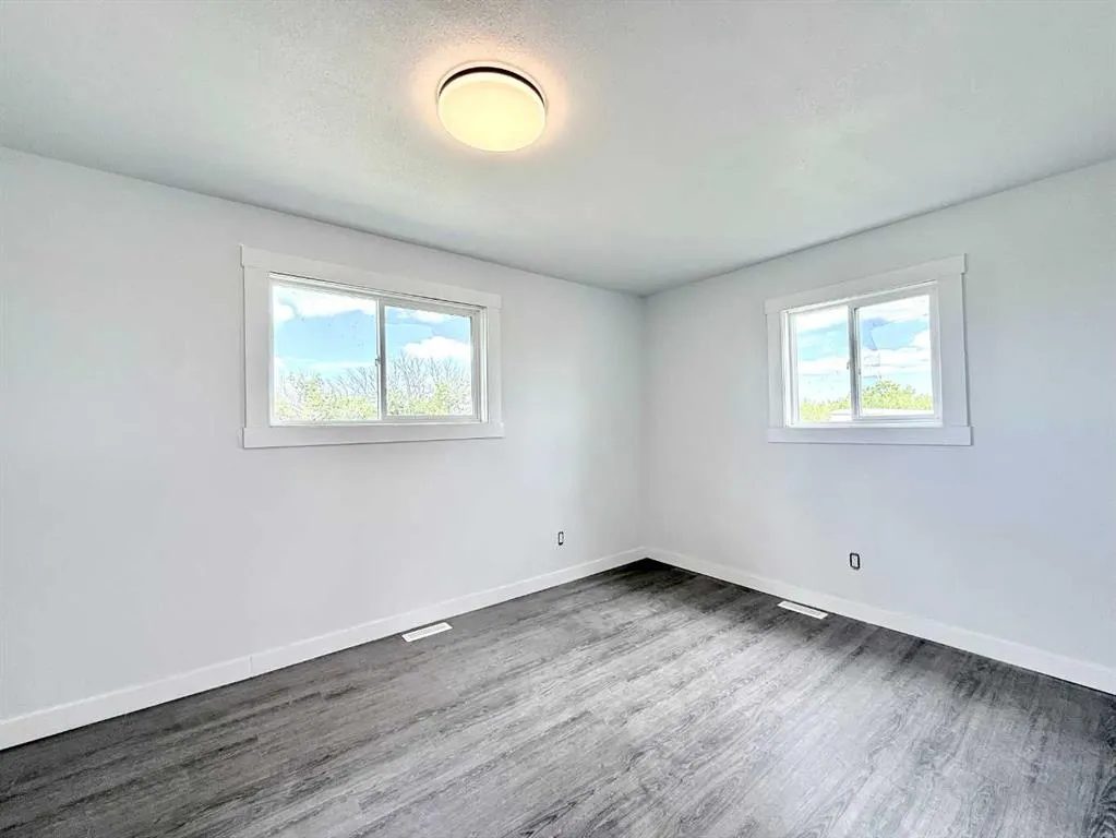 263080 Township Road 270A