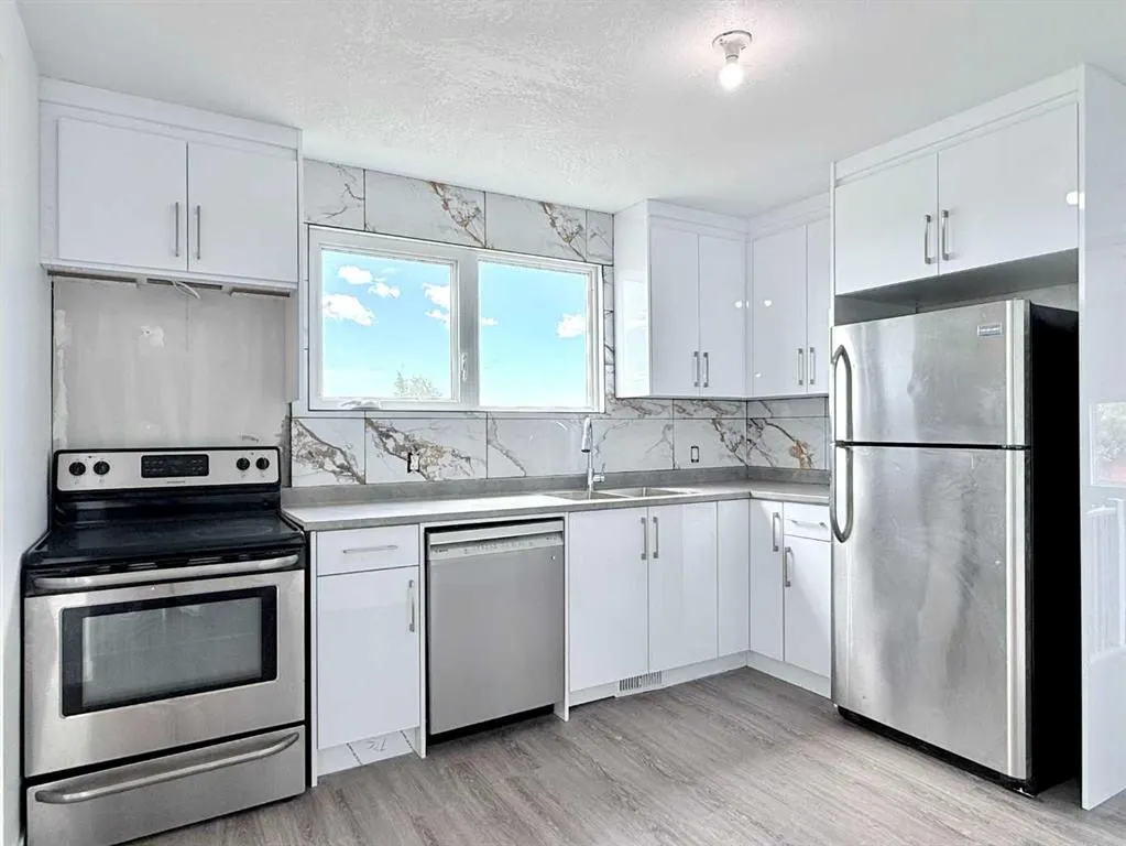 263080 Township Road 270A