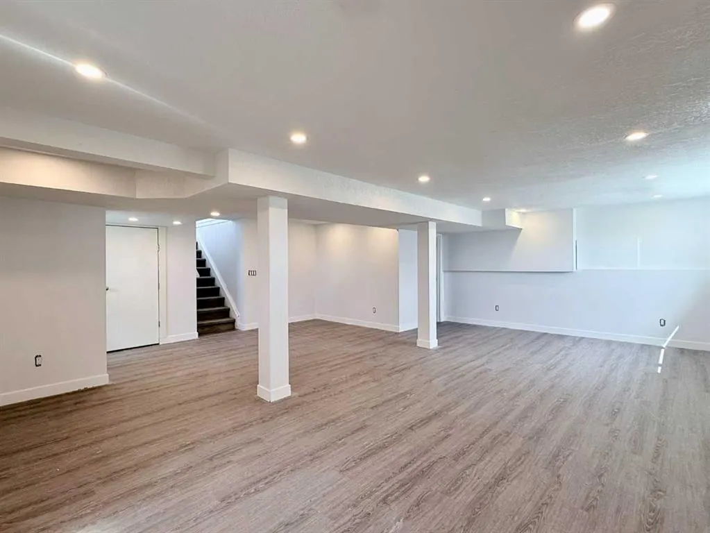 263080 Township Road 270A