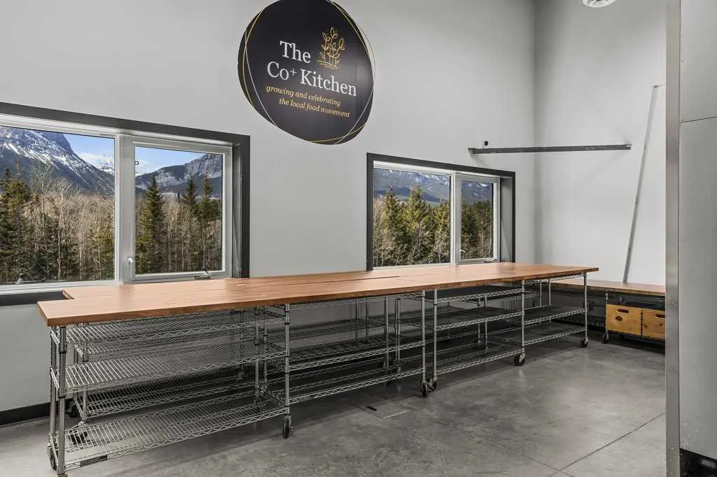 306 Bow Valley Trail #109B