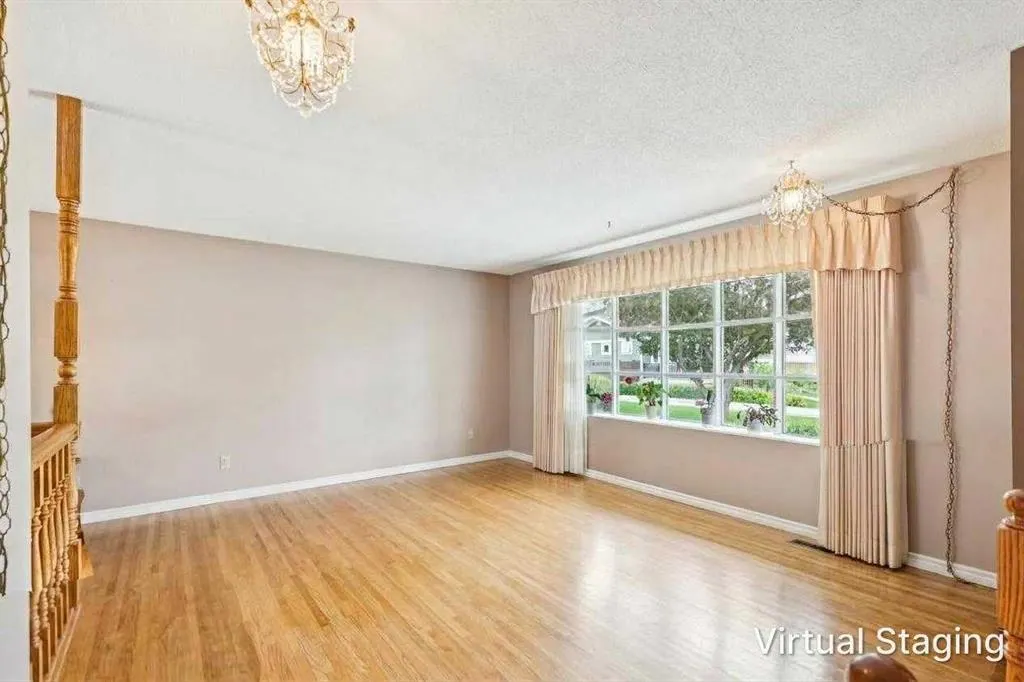 5036 Vallance Crescent NW