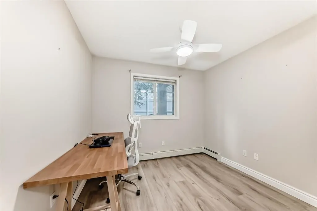 10 Sierra Morena Mews SW #114