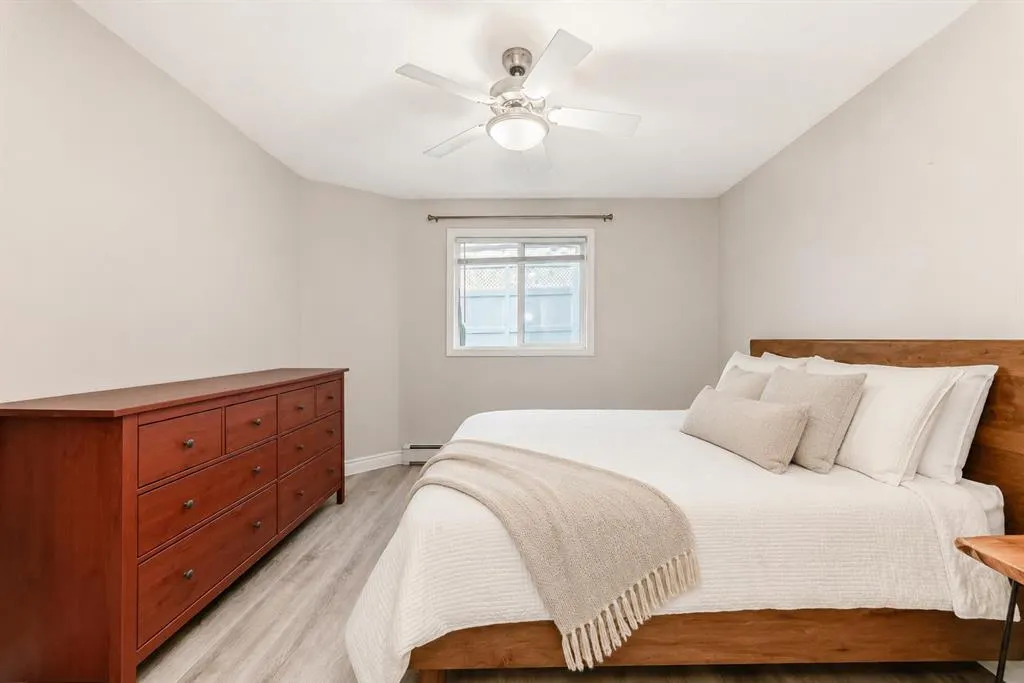 10 Sierra Morena Mews SW #114