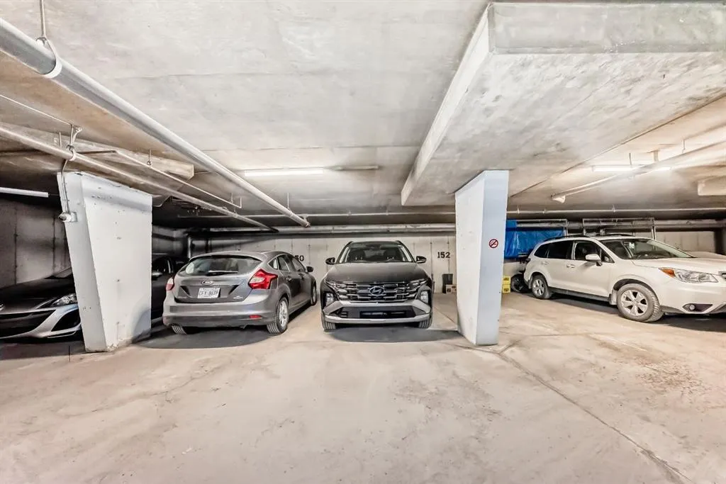 10 Sierra Morena Mews SW #114