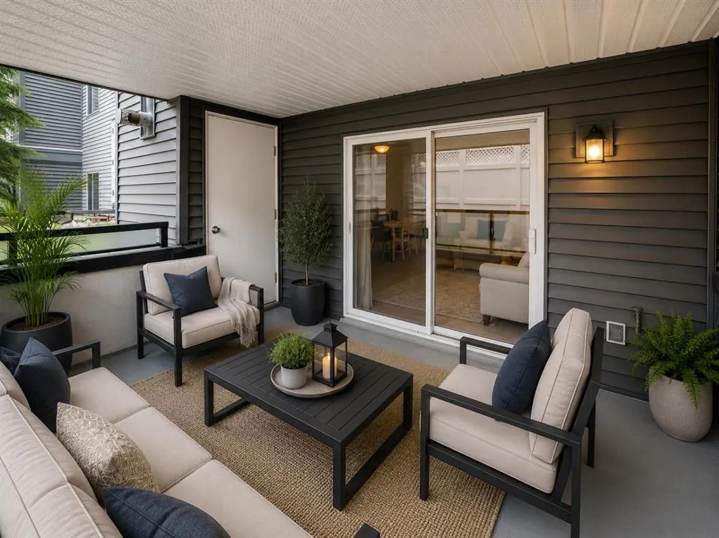 10 Sierra Morena Mews SW #114