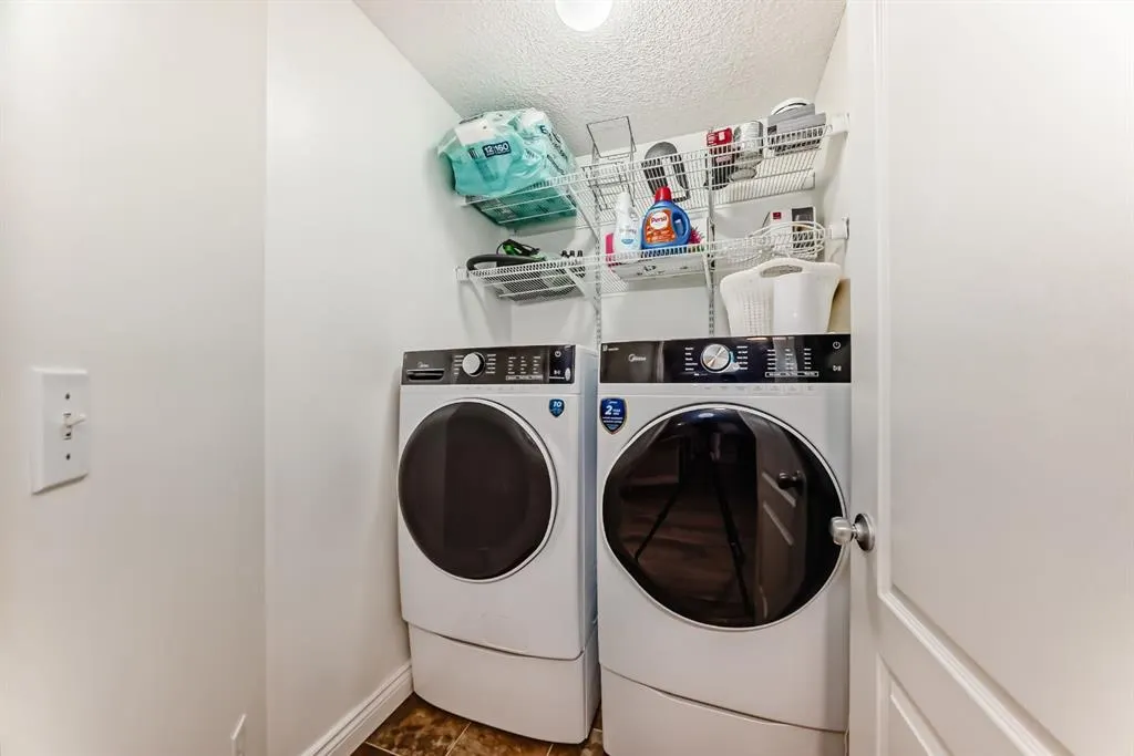 10 Sierra Morena Mews SW #114