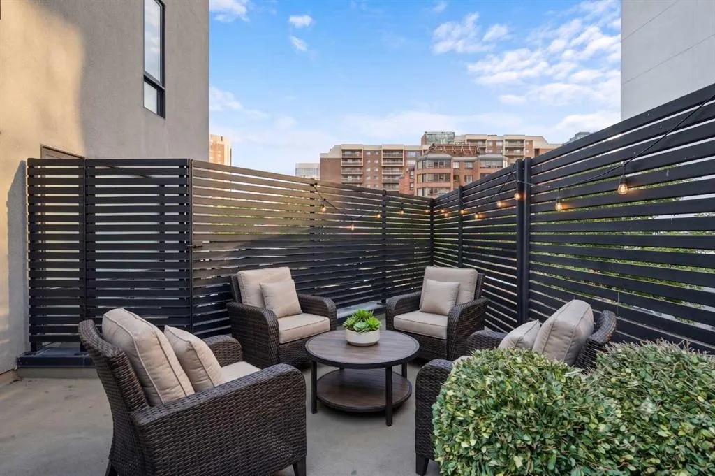 1508 6 Street SW