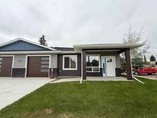 4738 49A Avenue ##4