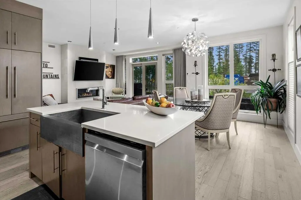 101A Stewart Creek Rise #101