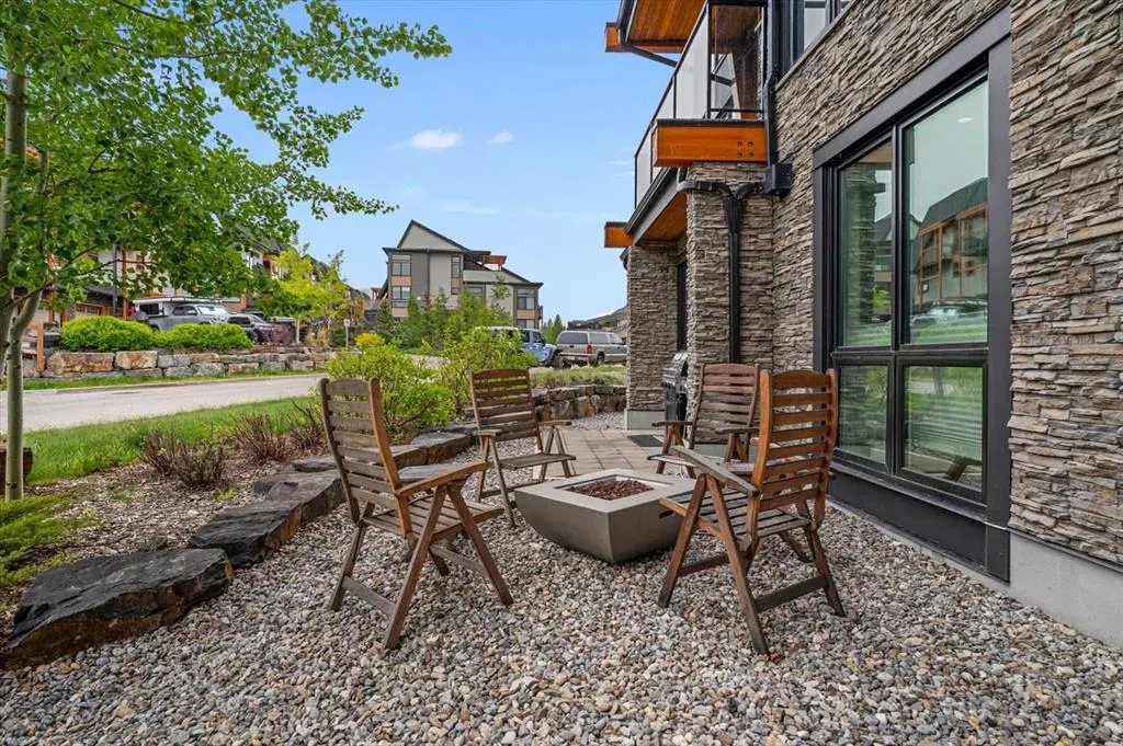 101A Stewart Creek Rise #101