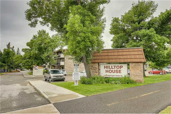 231 Heritage Drive SE