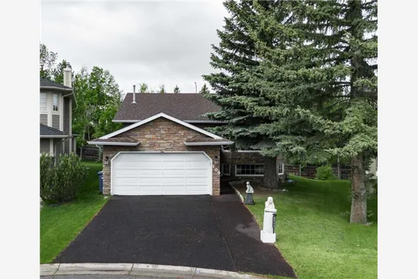 109 Edgebrook Gardens NW
